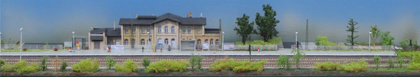 Bahnhof mit Bahnsteig
